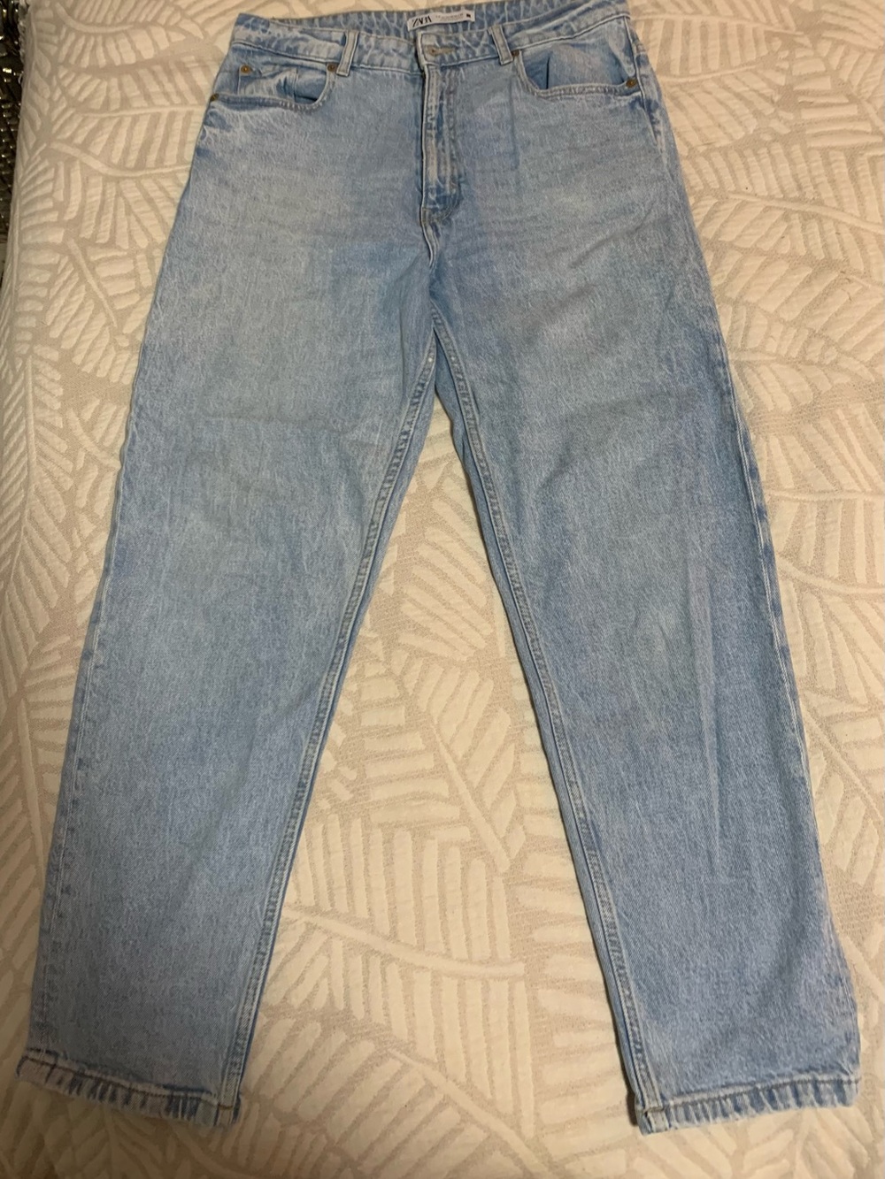 Zara Light Wash Women’s Straight Jeans - Sz 10